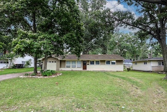 2804 Inwood Dr, Fort Wayne, IN 46815