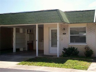 224 Skyloch Dr E, Dunedin, FL 34698