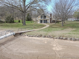 18 Twin Oaks Point, Climax Springs, MO 65324
