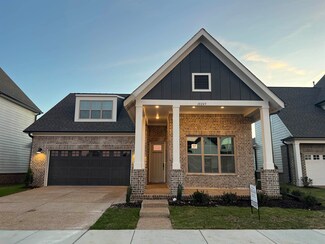 10245 Louanne Dr, Collierville, TN 38017