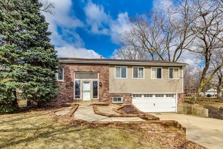 24430 Boulevard de John, Naperville, IL 60564