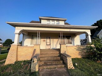 1327 Newton St, Jasper, IN 47546