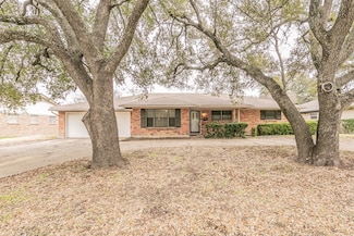 5113 South Dr, Fort Worth, TX 76132
