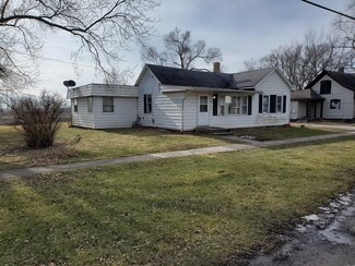 712 W 2nd St, Gilman, IL 60938
