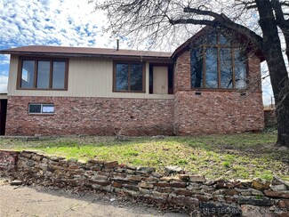 4450 W Lakeshore Run, Cleveland, OK 74020