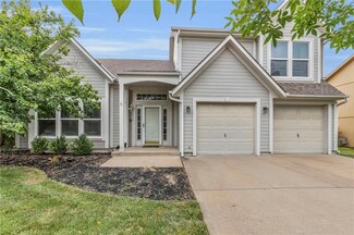 516 S Stone Creek, Gardner, KS 66030