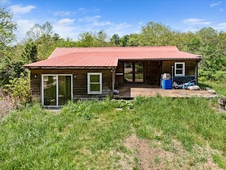3862 Raspberry Ln, Pulaski, VA 24301