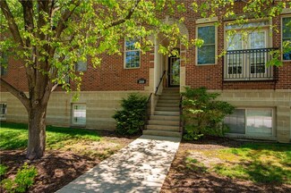 215 N New Jersey St Unit A, Indianapolis, IN 46204