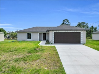 3007 53rd St W, Lehigh Acres, FL 33971