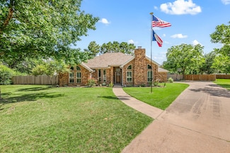 1402 Summer Dell Ct, Keller, TX 76262