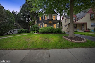 904 Alexander Ave, Drexel Hill, PA 19026