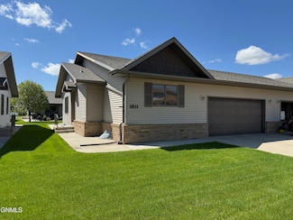 1811 15th Ave W, Williston, ND 58801