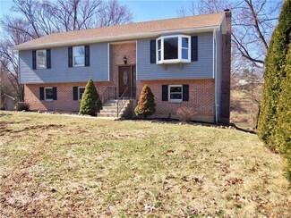 3949 Kenrick Dr, Bethlehem, PA 18020
