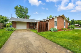 7100 Lunceford Dr, Dayton, OH 45424