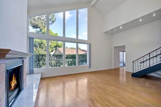 4393 Caminito de la Escena, San Diego, CA 92108