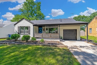 661 Lexington Rd, Wichita, KS 67218