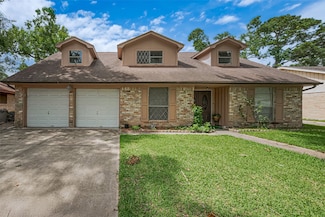 1605 Wavecrest Ln, Houston, TX 77062
