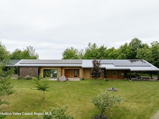 1199 W Highland Rd, Hobart, NY 13788