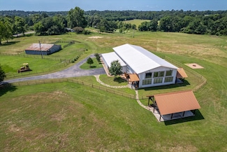 131 Vz County Road 1121, Grand Saline, TX 75140