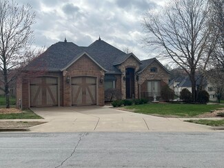 6056 S Mccann Ave, Springfield, MO 65804