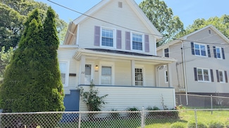 202 Goddard Ave, Bridgeport, CT 06610