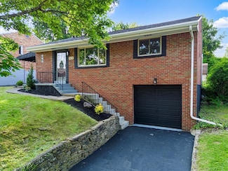 612 Blossom Dr, Pittsburgh, PA 15236