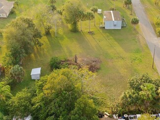 221 Adams St, Oak Hill, FL 32759