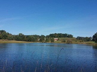 1913 Dug Hill Rd, Rossiter, PA 15772