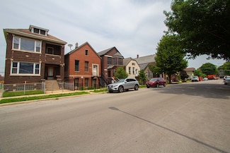 1044 W 34th Place, Chicago, IL 60608