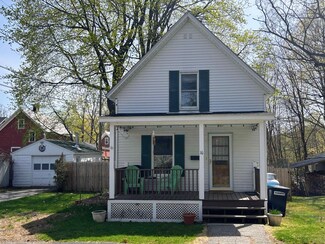 16 Mary St, Springfield, VT 05156