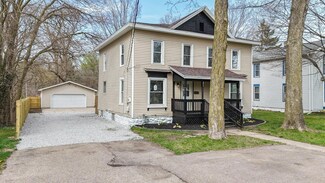211 E Prairie Ronde St, Dowagiac, MI 49047