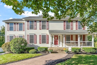 162 Tiffany Ln, Manchester, NH 03104