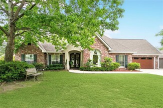 1714 Logan Ln, Mandeville, LA 70448