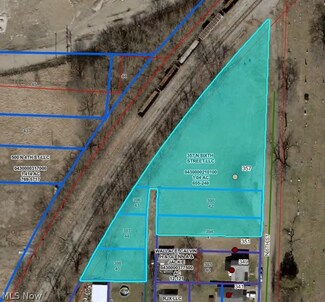 357 N 6th St, Coshocton, OH 43812