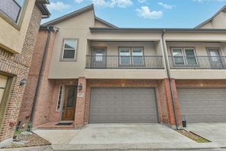 11002 Upland Forest Dr, Houston, TX 77043