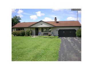 12450 Blosser Rd, North Lima, OH 44452