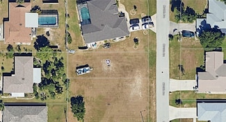 120 NE 20th Ave, Cape Coral, FL 33909