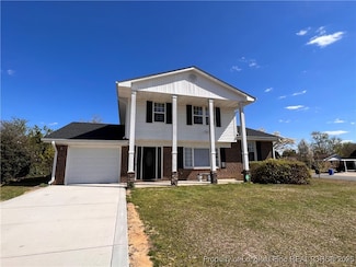 136 Brocton Dr, Fayetteville, NC 28303