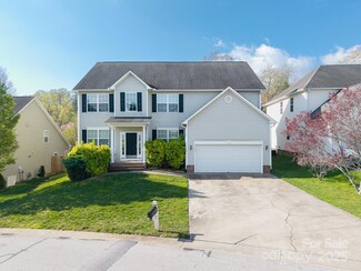 6 Secrest Dr, Arden, NC 28704