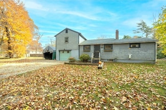 40 3rd Ave, Halifax, MA 02338