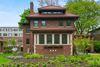 811 Bonnie Brae Place, River Forest, IL 60305