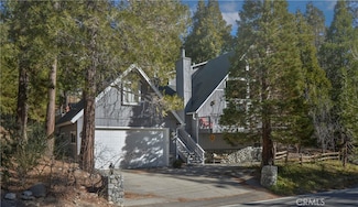 677 Rhine Rd, Lake Arrowhead, CA 92352