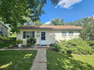 1001 Lancaster Dr, South Bend, IN 46614