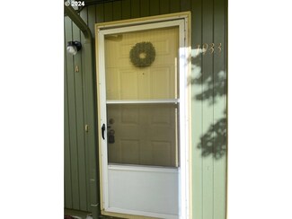1933 W 17th Ave Unit A, Eugene, OR 97402