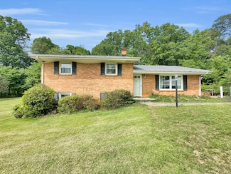 166 Crozier Dr, Lynchburg, VA 24502