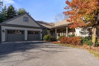 8 Cutting Ln Unit 8, Weston, MA 02493