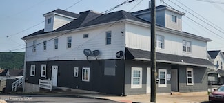 60 W Green St, Nanticoke, PA 18634