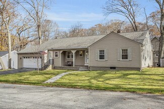 36 Colton Ln, Shrewsbury, MA 01545