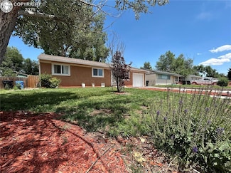 69 Easy St, Colorado Springs, CO 80911