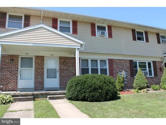 525 Linden St, Leesport, PA 19533